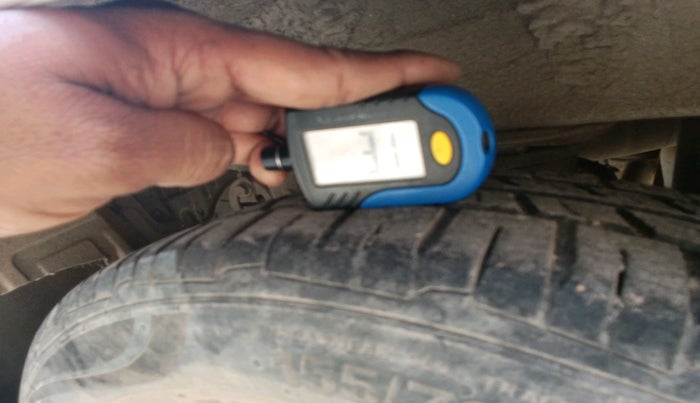 2015 Maruti Alto K10 VXI, Petrol, Manual, 30,115 km, tyre