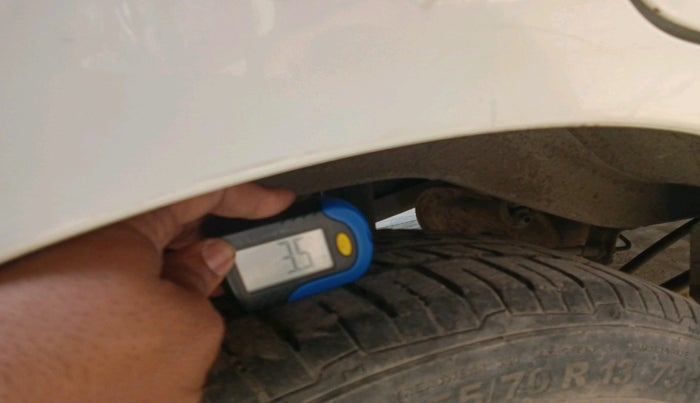 2015 Maruti Alto K10 VXI, Petrol, Manual, 30,115 km, tyre