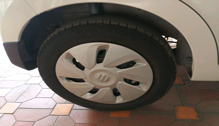 2016 Maruti Celerio VXI AMT, Petrol, Automatic, 40,098 km, tyre