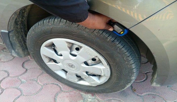 2020 Maruti New Wagon-R LXI CNG 1.0, Petrol, Manual, 1,22,462 km, tyre