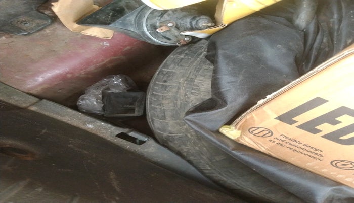 2014 Hyundai Elite i20 ASTA 1.4 CRDI, Diesel, Manual, 1,46,761 km, tyre