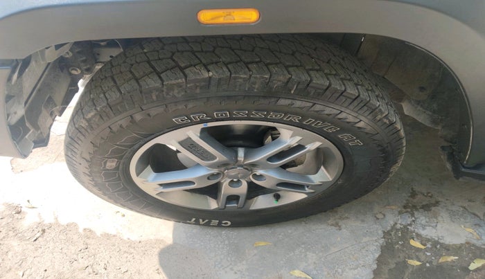 2023 Mahindra Thar LX D HT 2WD MT, Diesel, Manual, 16,355 km, tyre