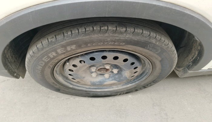 2019 Mahindra XUV300 W6 1.5 DIESEL, Diesel, Manual, 77,594 km, tyre