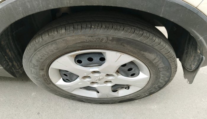 2019 Mahindra XUV300 W6 1.5 DIESEL, Diesel, Manual, 77,594 km, tyre