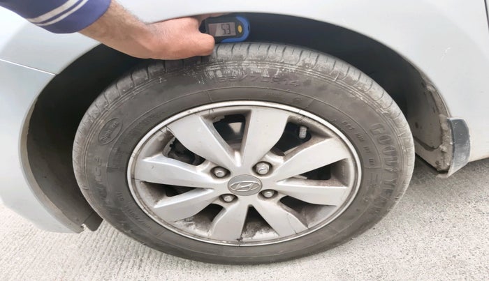 2015 Hyundai Xcent SX 1.2 (O), Petrol, Manual, 65,042 km, tyre