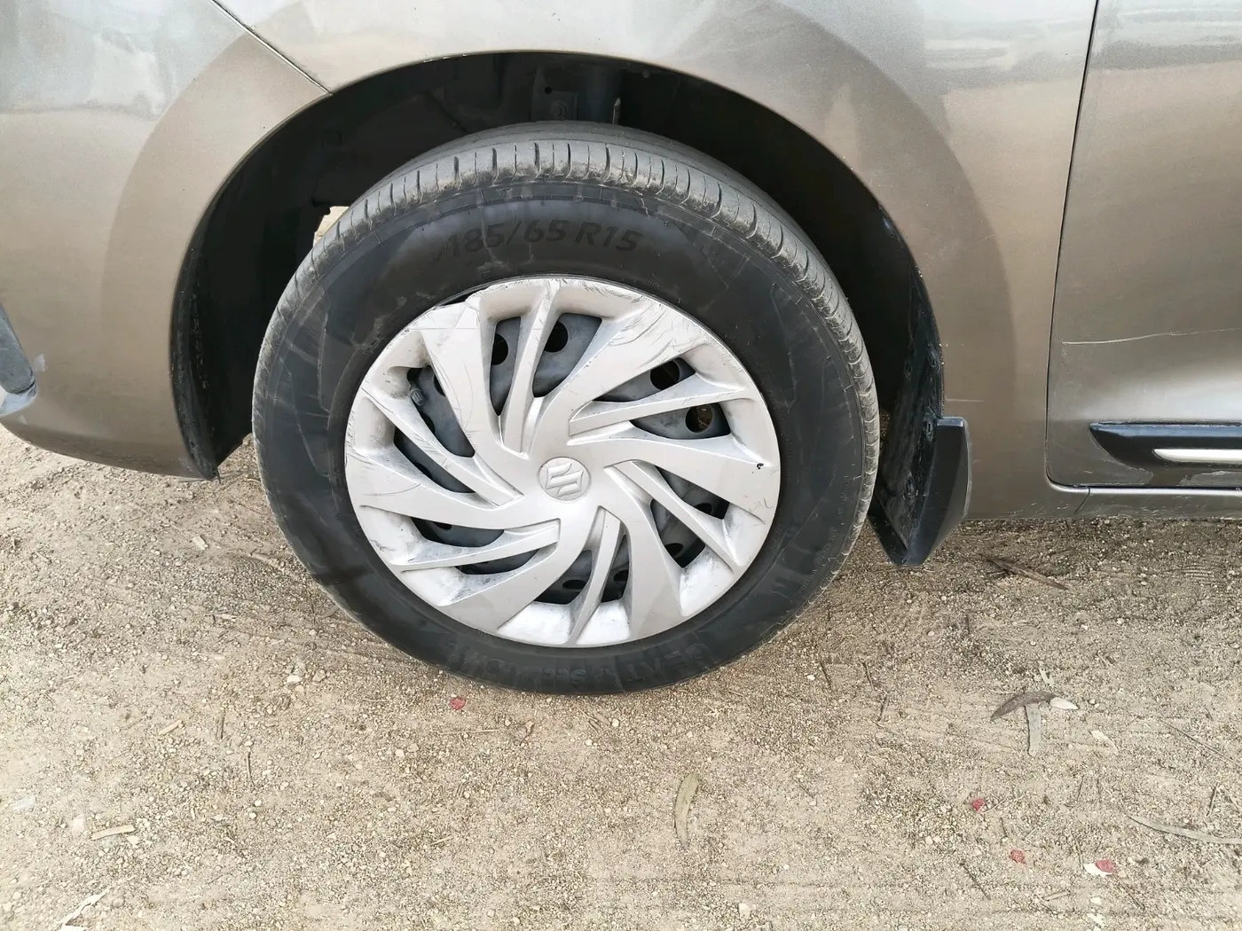 2023 Maruti Ertiga   VXI (O) CNG, CNG, Manual, 83,951 km, tyre