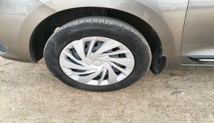 2023 Maruti Ertiga   VXI (O) CNG, Petrol, Manual, 83,951 km, tyre