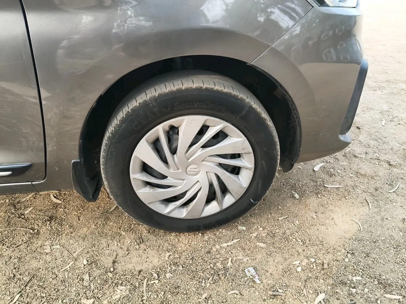 2023 Maruti Ertiga   VXI (O) CNG, CNG, Manual, 83,951 km, tyre