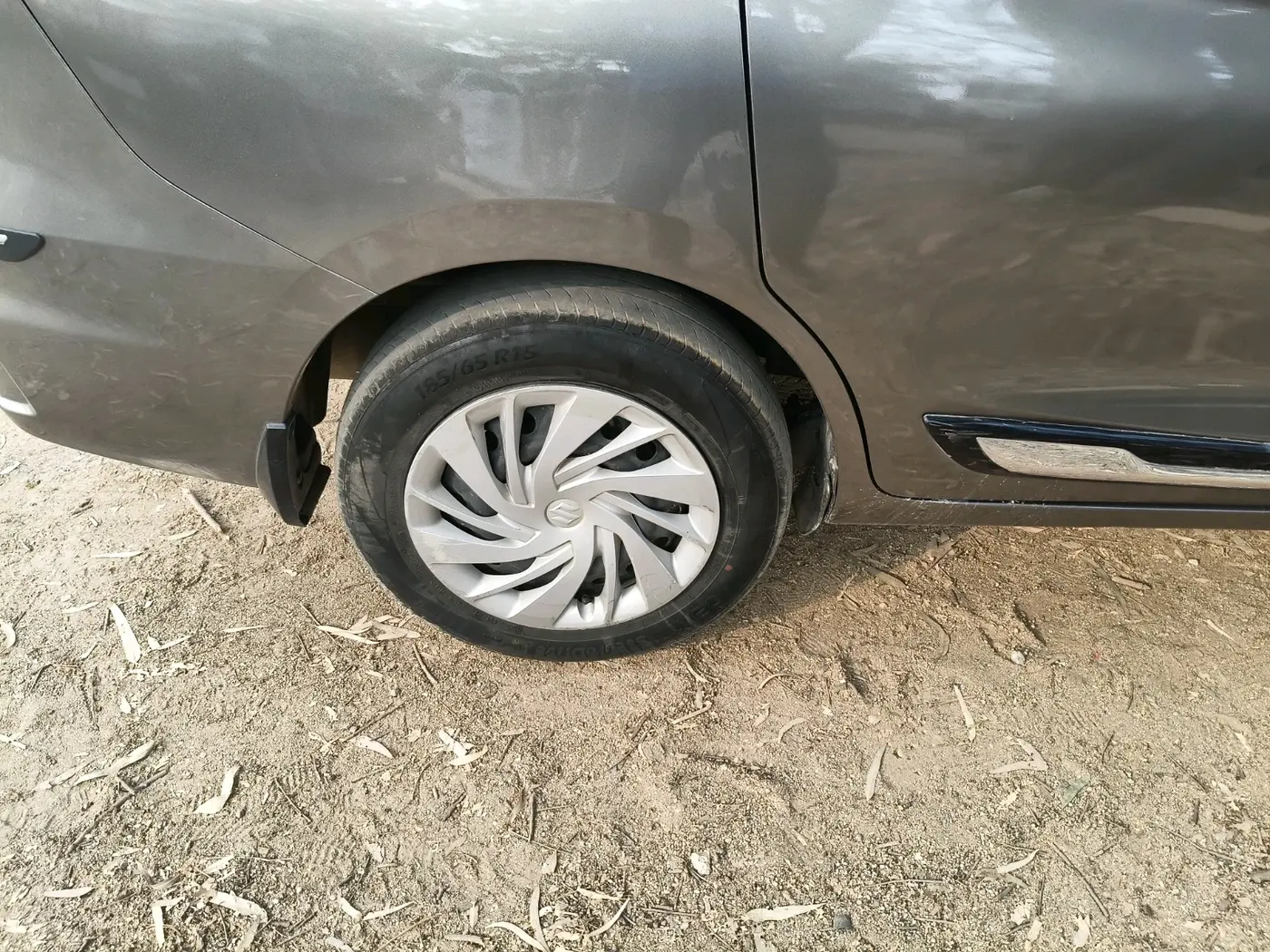2023 Maruti Ertiga   VXI (O) CNG, CNG, Manual, 83,951 km, tyre