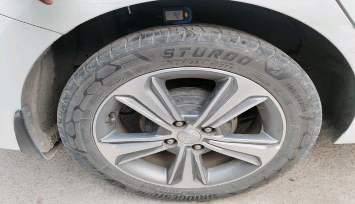 2019 Hyundai Verna 1.6 VTVT SX O, Petrol, Manual, 1,05,785 km, tyre