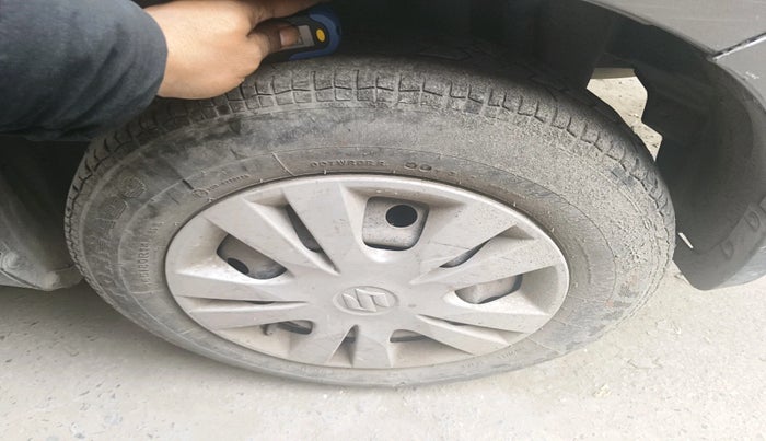 2013 Maruti Swift Dzire VXI, Petrol, Manual, 52,980 km, tyre