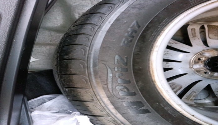 2017 Hyundai Tucson GLS 2WD AT DIESEL, Diesel, Automatic, 69,168 km, tyre