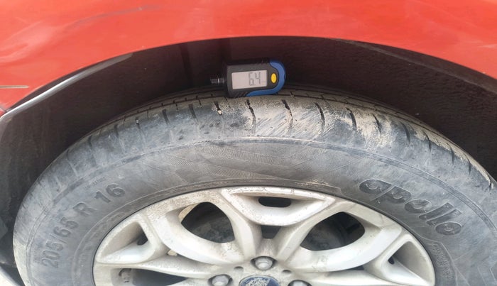 2016 Ford Ecosport TITANIUM 1.5L DIESEL, Diesel, Manual, 1,13,085 km, tyre