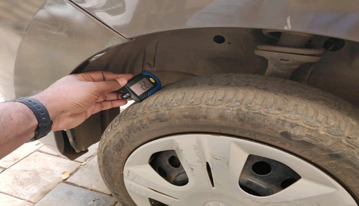 2017 Maruti Wagon R 1.0 VXI, Petrol, Manual, 90,315 km, tyre