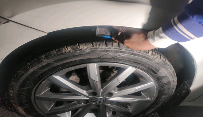 2021 Volkswagen Polo HIGHLINE PLUS 1.0L TSI, Petrol, Manual, 1,11,516 km, tyre