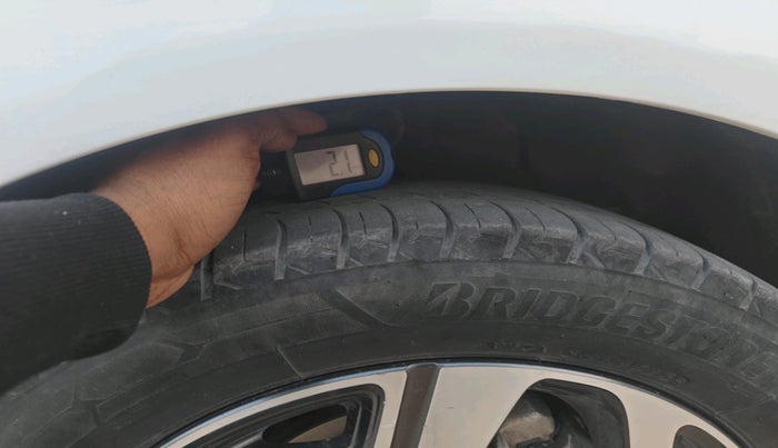 2023 Hyundai AURA SX 1.2, Petrol, Manual, 1,17,326 km, tyre