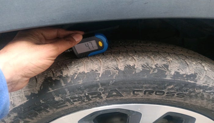 2024 Maruti Grand Vitara ZETA CNG, Petrol, Manual, 46,215 km, tyre