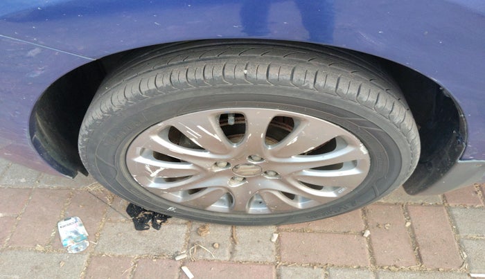 2016 Maruti Baleno ZETA CVT PETROL 1.2, Petrol, Automatic, 67,501 km, tyre