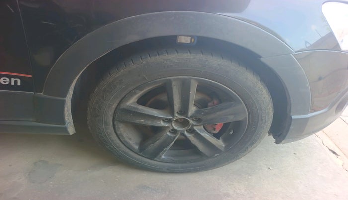 2013 Volkswagen Polo HIGHLINE1.2L, Petrol, Manual, 47,371 km, tyre