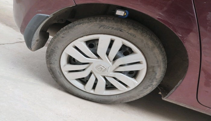 2015 Honda Jazz 1.2L I-VTEC SV, Petrol, Manual, 86,721 km, tyre