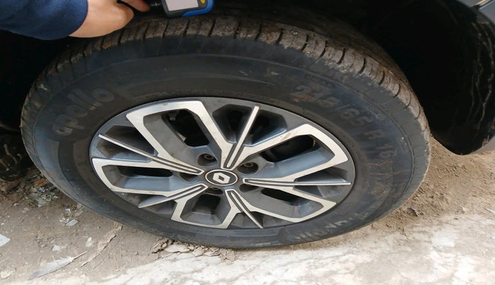 2021 Renault Duster RXZ 1.5 PETROL MT, Petrol, Manual, 34,808 km, tyre