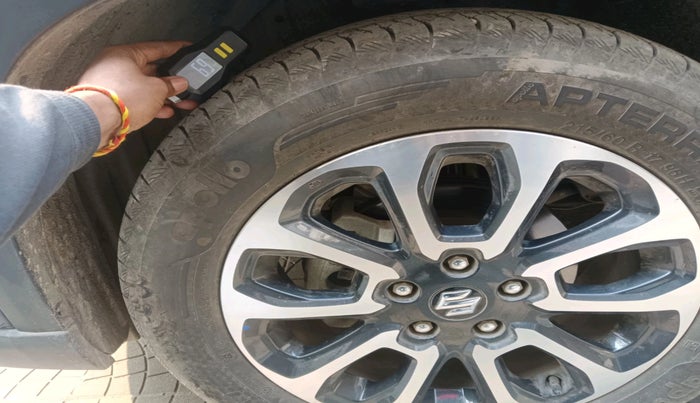 2024 Maruti Grand Vitara SIGMA SMART HYBRID, Petrol, Manual, 7,317 km, tyre