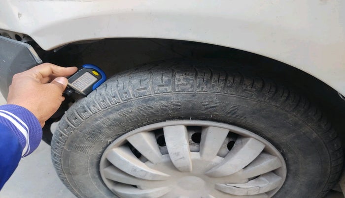 2011 Maruti Alto LXI, Petrol, Manual, 20,783 km, tyre