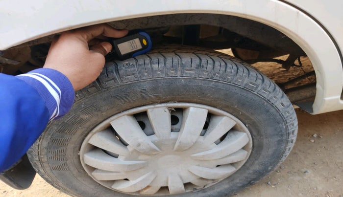 2011 Maruti Alto LXI, Petrol, Manual, 20,783 km, tyre