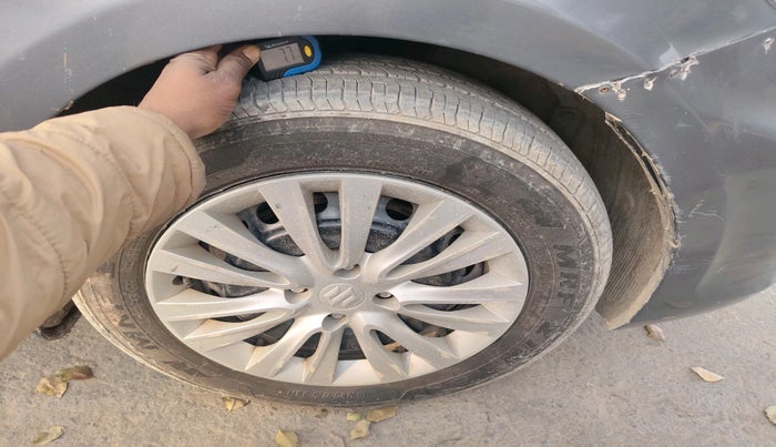 2014 Hyundai Verna FLUIDIC 1.6 VTVT SX OPT, Petrol, Manual, 1,58,130 km, tyre