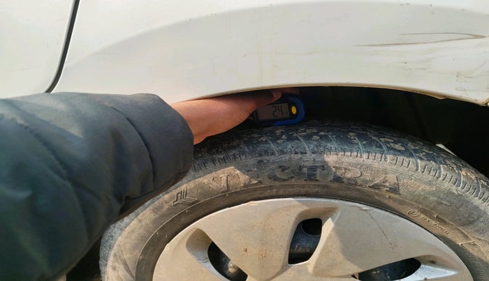 2016 Maruti Celerio VXI AMT, Petrol, Automatic, 85,647 km, tyre