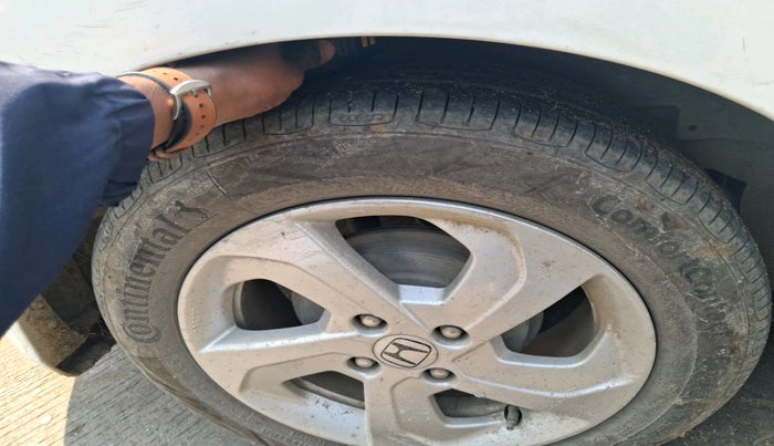 2015 Honda City 1.5L I-DTEC VX, Diesel, Manual, 1,35,800 km, tyre