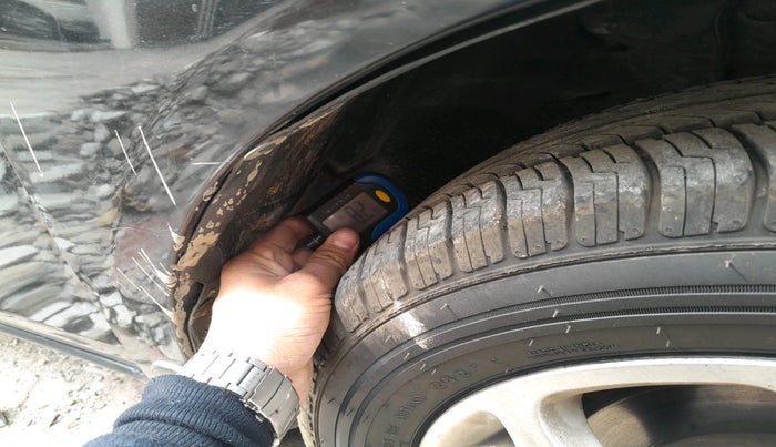 2017 Renault Scala RXL DIESEL, Diesel, Manual, 67,675 km, tyre