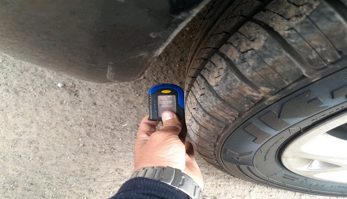 2017 Renault Scala RXL DIESEL, Diesel, Manual, 67,675 km, tyre