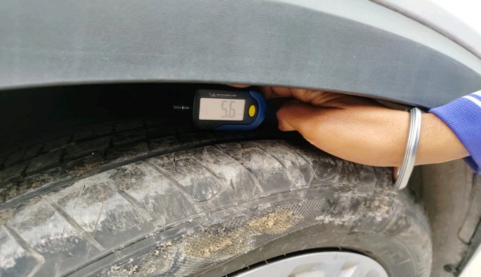 2020 KIA SONET HTX 1.5, Diesel, Manual, 80,706 km, tyre