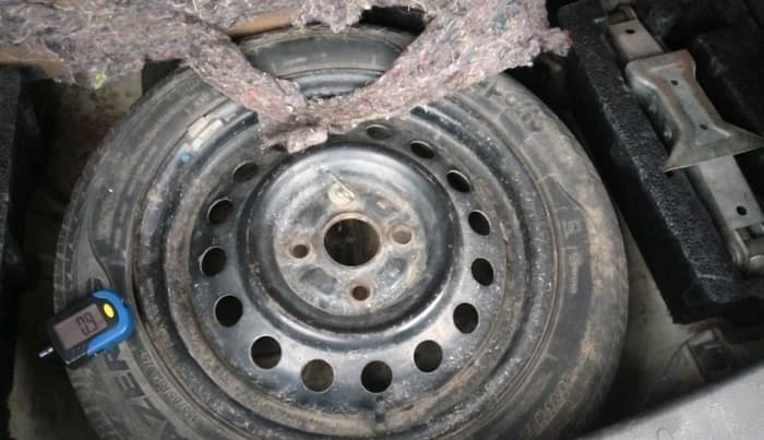 2010 Maruti Wagon R 1.0 VXI, Petrol, Manual, 51,421 km, tyre