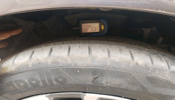 2022 Honda City 1.5L I-VTEC ZX, Petrol, Manual, 32,659 km, tyre