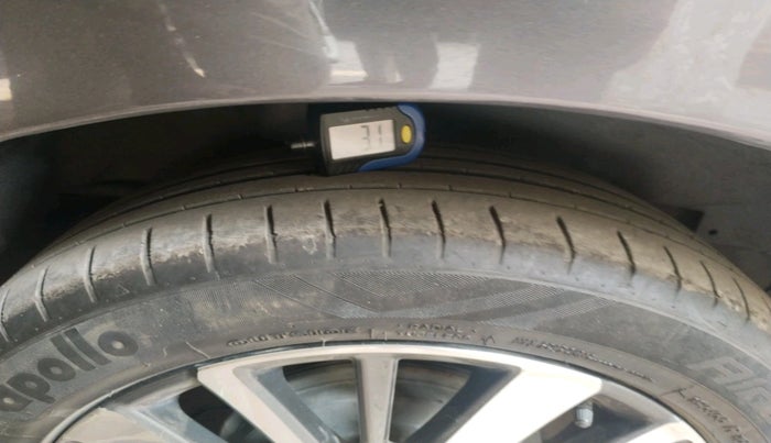 2022 Honda City 1.5L I-VTEC ZX, Petrol, Manual, 32,659 km, tyre