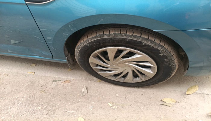 2022 Skoda SLAVIA ACTIVE 1.0L TSI MT, Petrol, Manual, 99,209 km, tyre