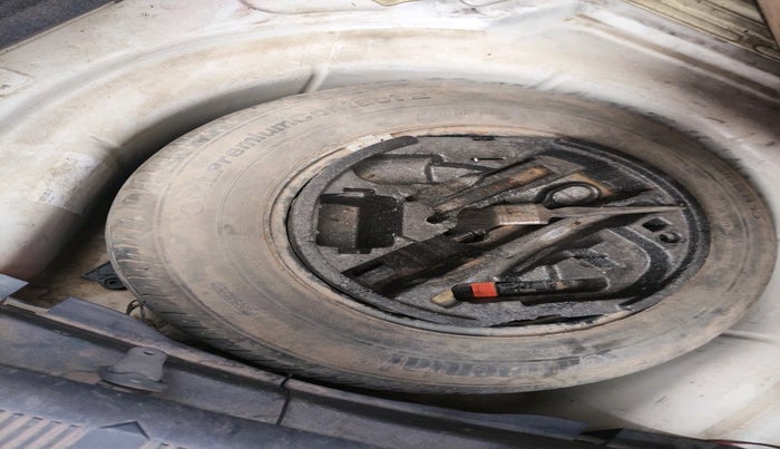 2012 Skoda Laura AMBITION 1.8 TSI, Petrol, Manual, 88,419 km, tyre