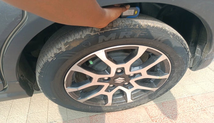 2022 Maruti XL6 ZETA AT, Petrol, Automatic, 59,444 km, tyre