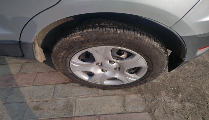 2017 Ford Ecosport TREND 1.5L PETROL, Petrol, Manual, 86,058 km, tyre