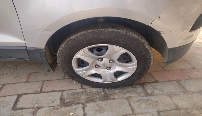 2017 Ford Ecosport TREND 1.5L PETROL, Petrol, Manual, 86,058 km, tyre