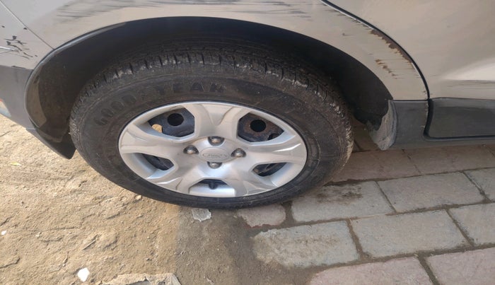 2017 Ford Ecosport TREND 1.5L PETROL, Petrol, Manual, 86,058 km, tyre