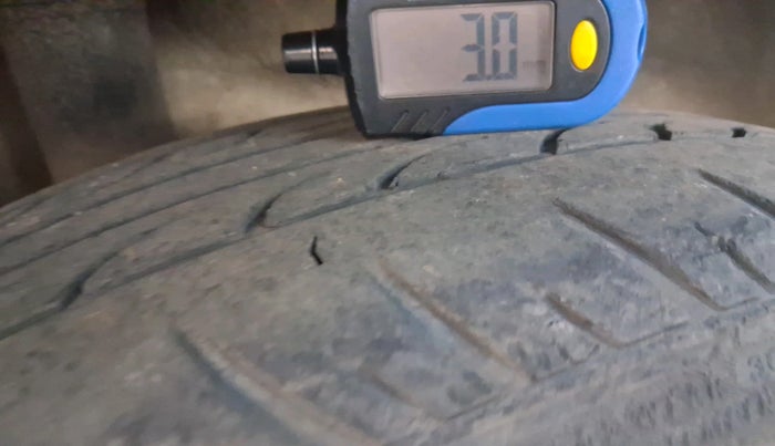 2017 Honda City 1.5L I-VTEC V MT, Petrol, Manual, 1,21,000 km, tyre