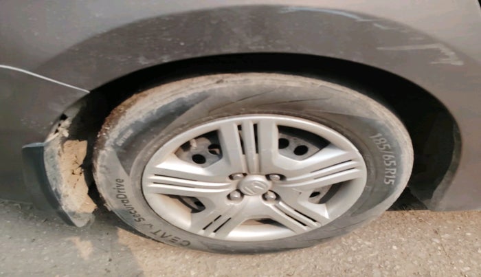 2011 Honda City 1.5L I-VTEC S MT, Petrol, Manual, 1,14,966 km, tyre