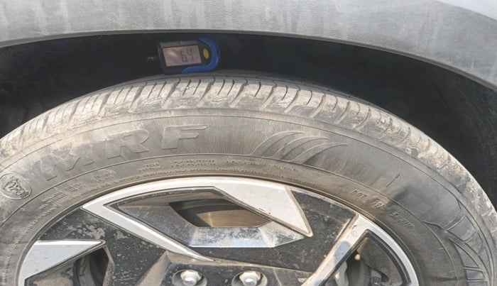 2025 KIA SONET HTK (O) 1.2 Petrol MT, Petrol, Manual, 9,954 km, tyre