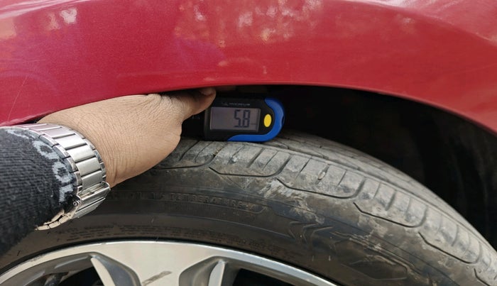 2017 Hyundai Verna 1.6 VTVT SX (O) AT, Petrol, Automatic, 67,467 km, tyre