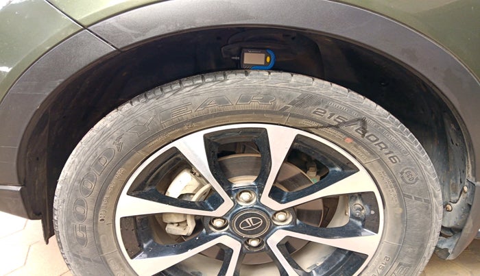 2021 Tata NEXON XZA PLUS (O) PETROL, Petrol, Automatic, 52,684 km, tyre