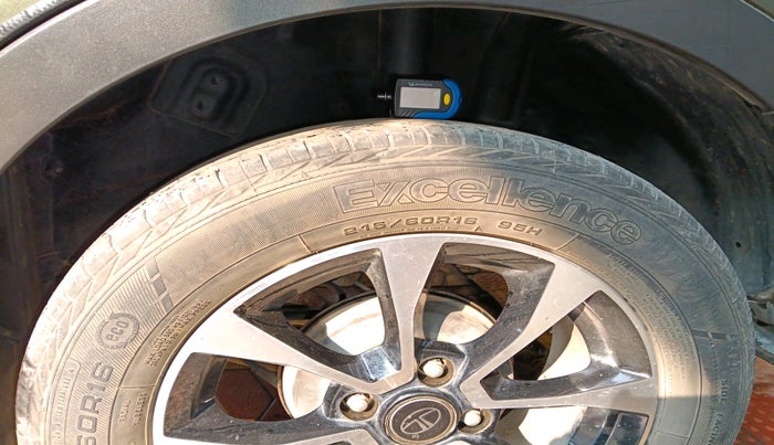 2021 Tata NEXON XZA PLUS (O) PETROL, Petrol, Automatic, 52,684 km, tyre