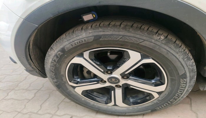 2022 Tata NEXON XZ PLUS (PREMIUM) PETROL, Petrol, Manual, 22,033 km, tyre